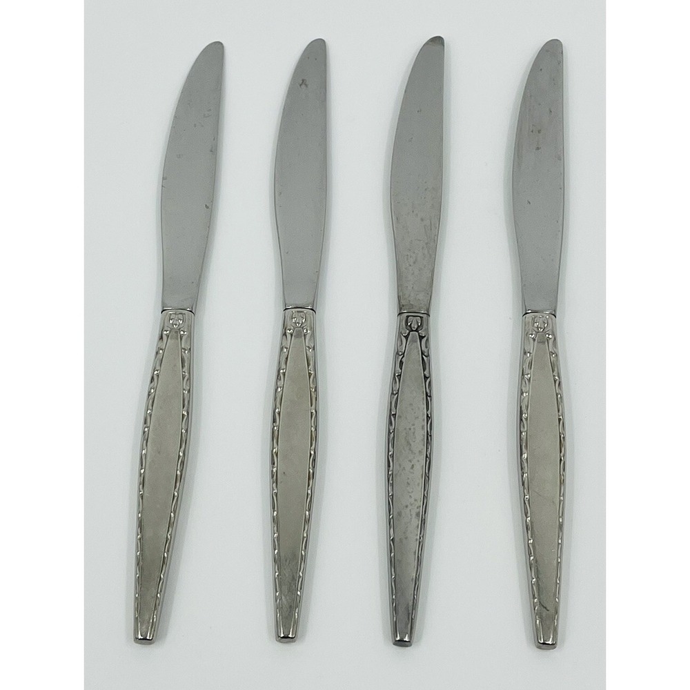 Oneida Community Venetia Stainless 4 Dinner Knives Burnished and Glossy Flatware